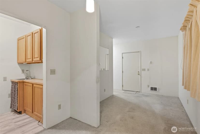 Property photo for 11120 Se 234th Place, Kent photo 4