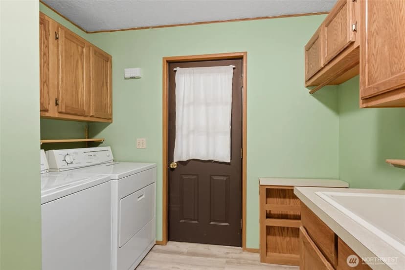 Property photo for 11120 Se 234th Place, Kent photo 24