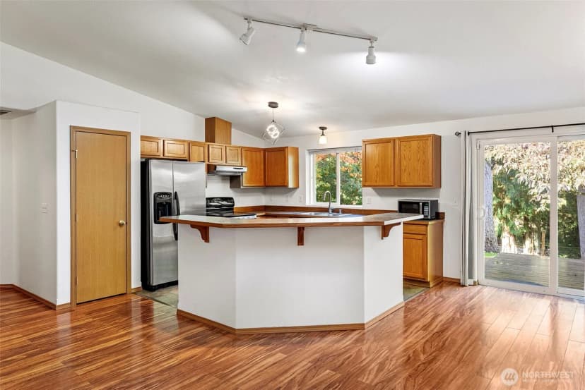 Property photo for 2212 184th Avenue Sw, Lakebay photo 11