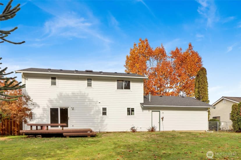 Property photo for 812 Vine Circle, Lynden photo 33