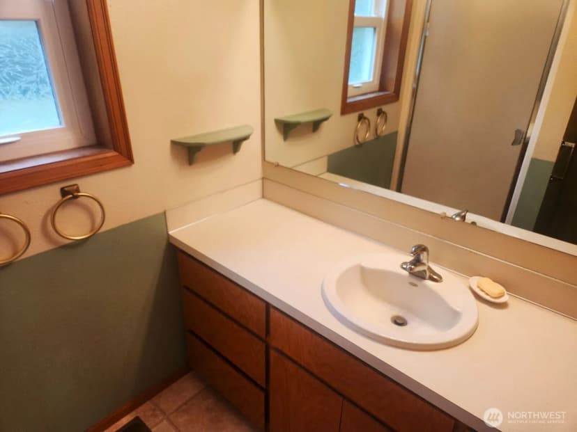 Property photo for 812 Vine Circle, Lynden photo 20