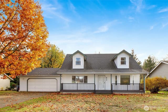 Property photo for 812 Vine Circle, Lynden
