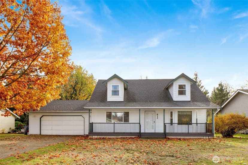 Property photo for 812 Vine Circle, Lynden