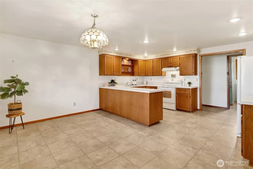 Property photo for 812 Vine Circle, Lynden photo 8
