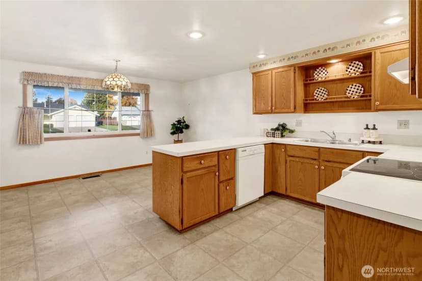 Property photo for 812 Vine Circle, Lynden photo 13