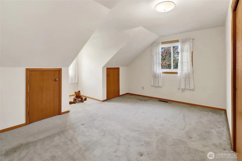 Property photo for 812 Vine Circle, Lynden photo 26