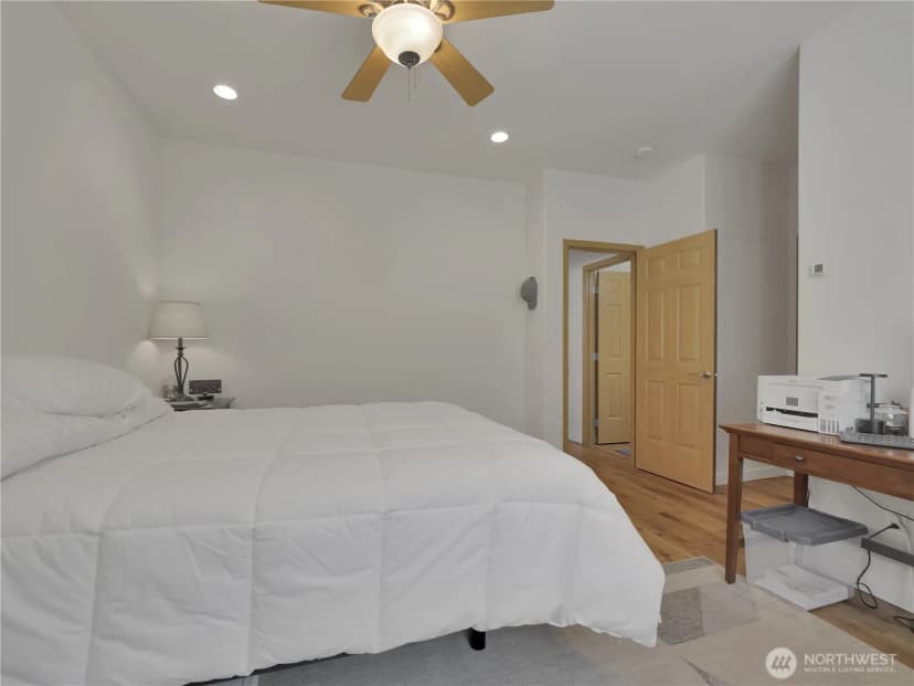 Property photo for 8217 Bainbridge Loop Ne, Lacey photo 22
