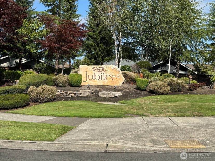 Property photo for 8217 Bainbridge Loop Ne, Lacey photo 34