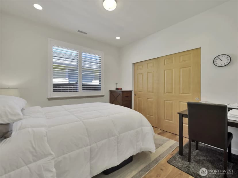 Property photo for 8217 Bainbridge Loop Ne, Lacey photo 16