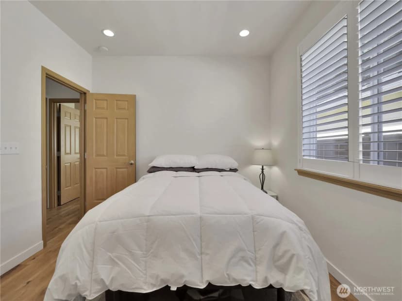 Property photo for 8217 Bainbridge Loop Ne, Lacey photo 17