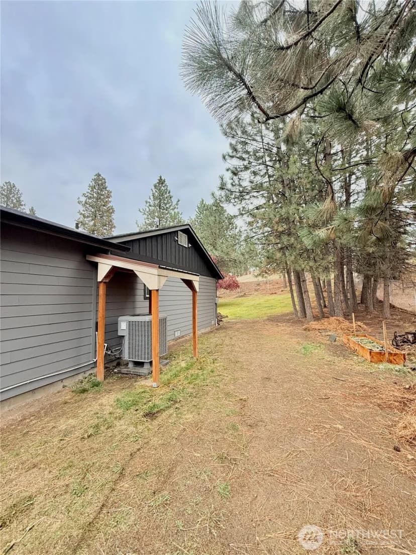 Property photo for 48 Pinecrest Road, Tonasket photo 38