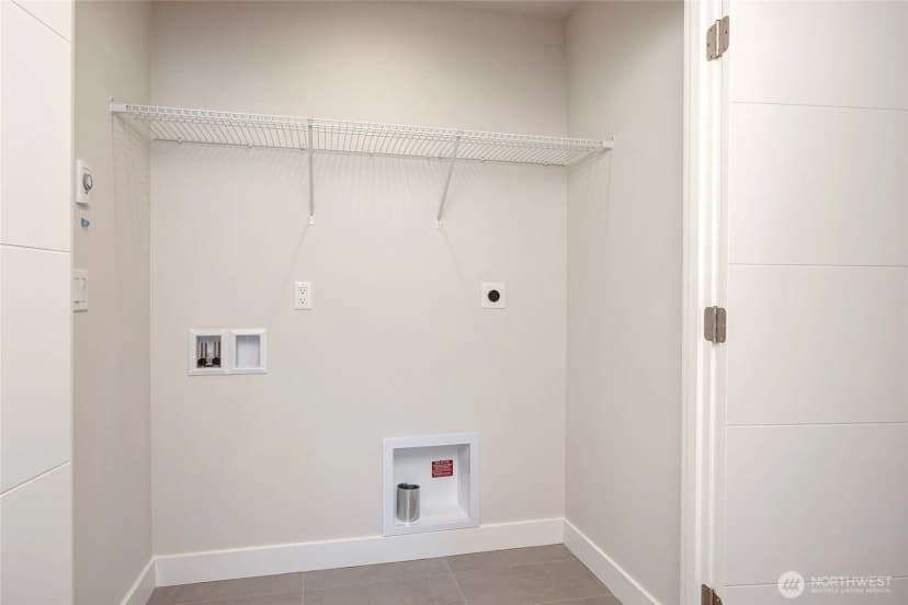 Property photo for 6722 Ne 187th Street #105, Kenmore photo 24