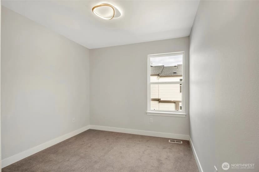 Property photo for 6722 Ne 187th Street #105, Kenmore photo 20