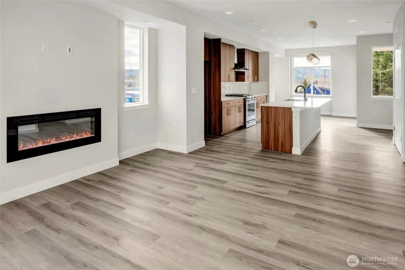 Property photo for 6722 Ne 187th Street #105, Kenmore photo 15