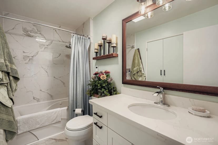 Property photo for 16051 51st Avenue S, Tukwila photo 22