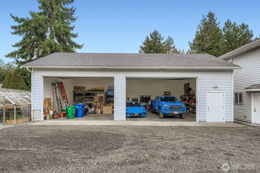 Property photo for 16051 51st Avenue S, Tukwila photo 4