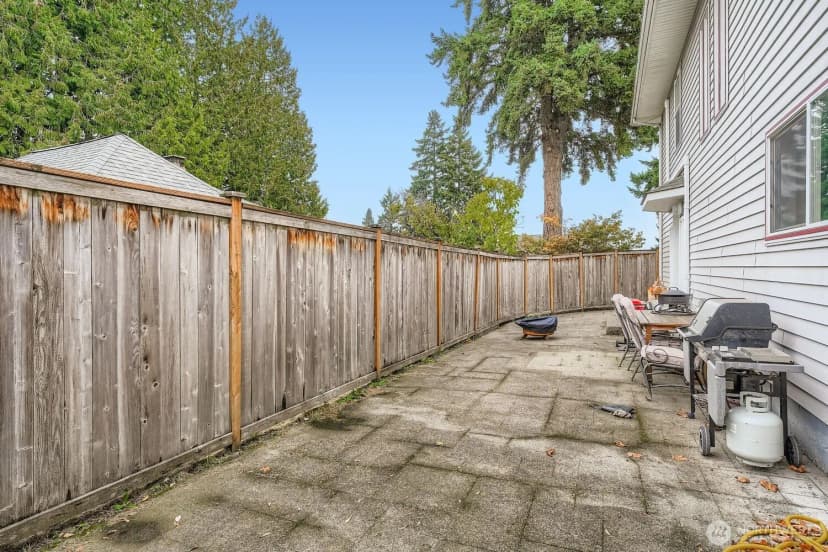 Property photo for 16051 51st Avenue S, Tukwila photo 6