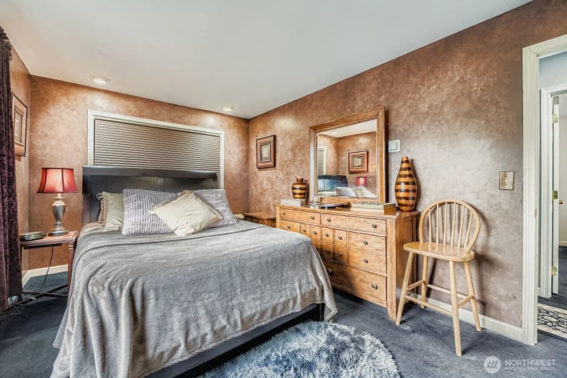 Property photo for 16051 51st Avenue S, Tukwila photo 18