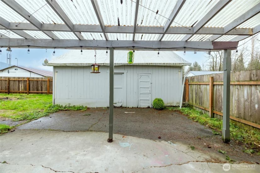 Property photo for 879 N Fruitdale Road, Sedro Woolley photo 31