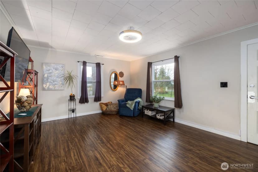 Property photo for 879 N Fruitdale Road, Sedro Woolley photo 8
