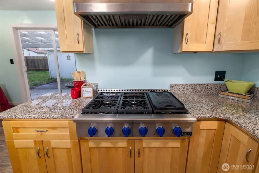 Property photo for 879 N Fruitdale Road, Sedro Woolley photo 14