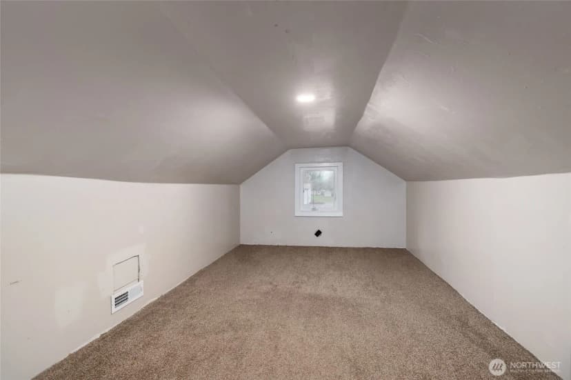Property photo for 879 N Fruitdale Road, Sedro Woolley photo 29