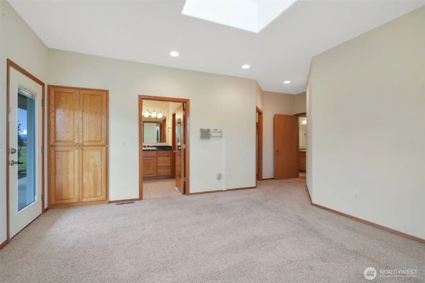 Property photo for 115 Schoolhouse Lane, Toledo photo 20