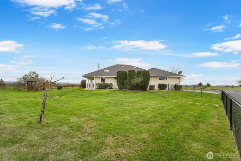 Property photo for 115 Schoolhouse Lane, Toledo photo 7