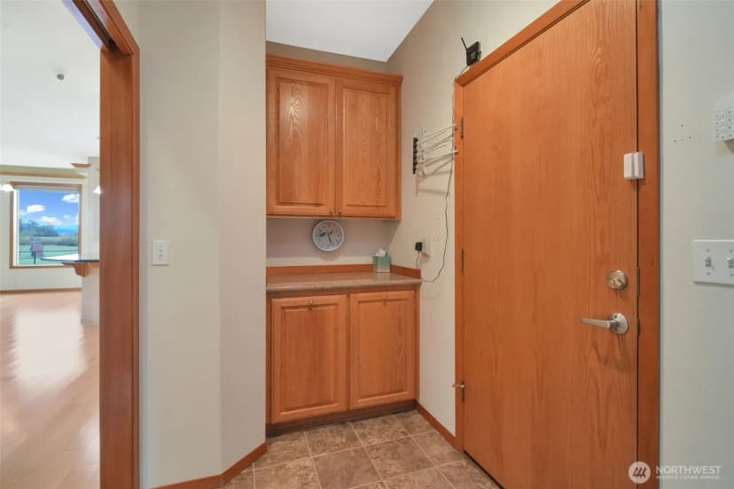 Property photo for 115 Schoolhouse Lane, Toledo photo 26