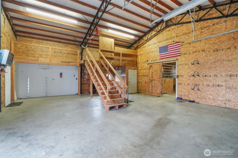 Property photo for 115 Schoolhouse Lane, Toledo photo 32