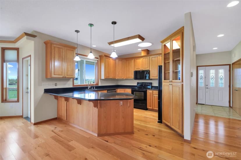 Property photo for 115 Schoolhouse Lane, Toledo photo 14