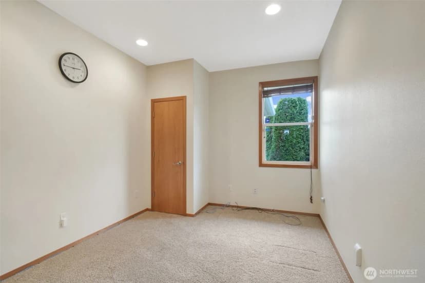 Property photo for 115 Schoolhouse Lane, Toledo photo 27