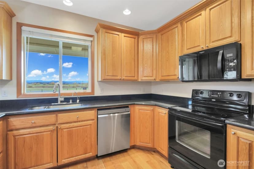 Property photo for 115 Schoolhouse Lane, Toledo photo 15