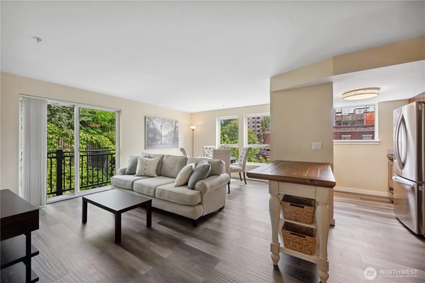 Property photo for 108 5th Avenue S #506, Seattle photo 7