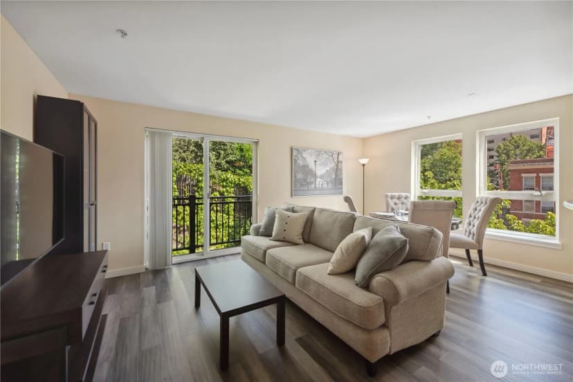 Property photo for 108 5th Avenue S #506, Seattle photo 3