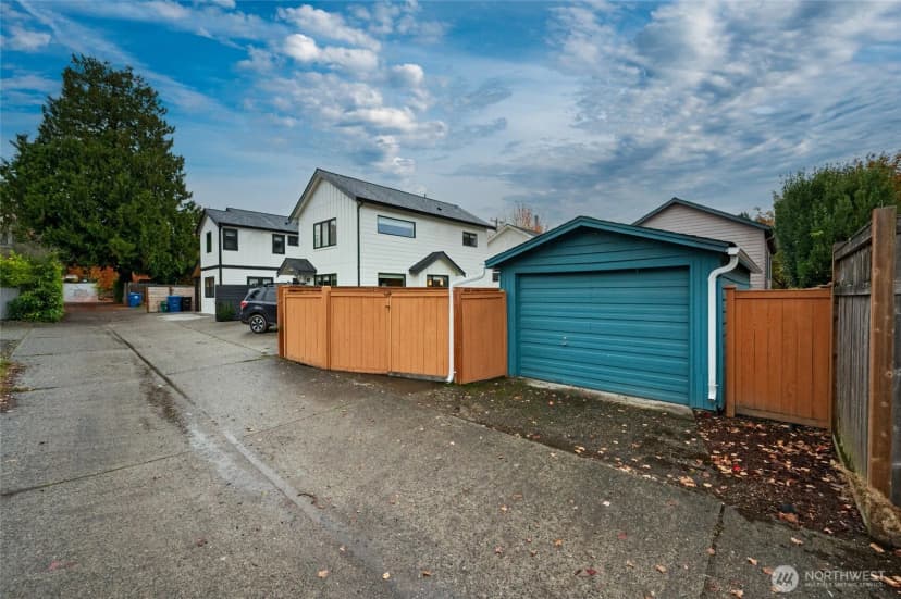 Property photo for 125 29th Avenue E, Seattle photo 26