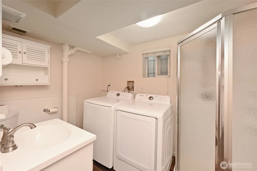 Property photo for 125 29th Avenue E, Seattle photo 13