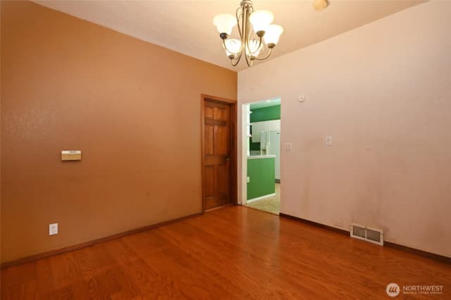 Property photo for 125 29th Avenue E, Seattle photo 5