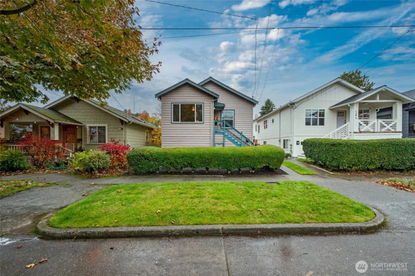 Property photo for 125 29th Avenue E, Seattle