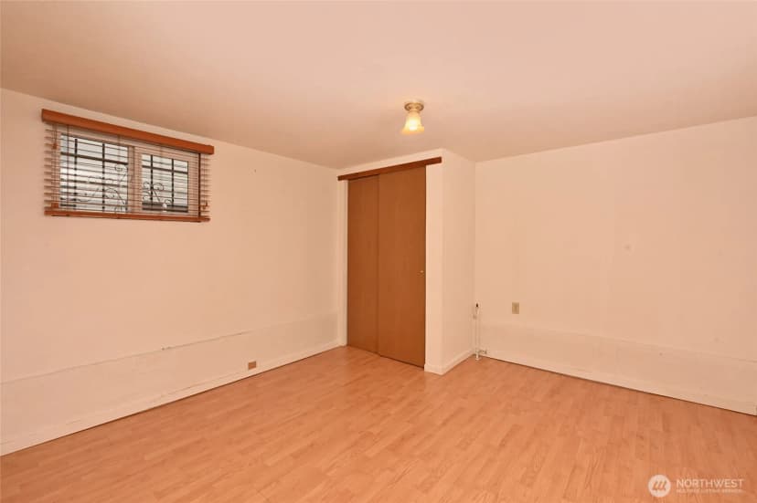 Property photo for 125 29th Avenue E, Seattle photo 15