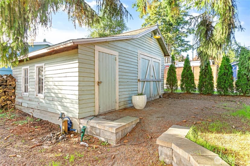Property photo for 607 E Front Street, Lynden photo 11