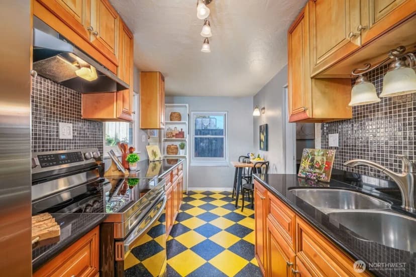 Property photo for 5417 40th Avenue Sw, Seattle photo 11