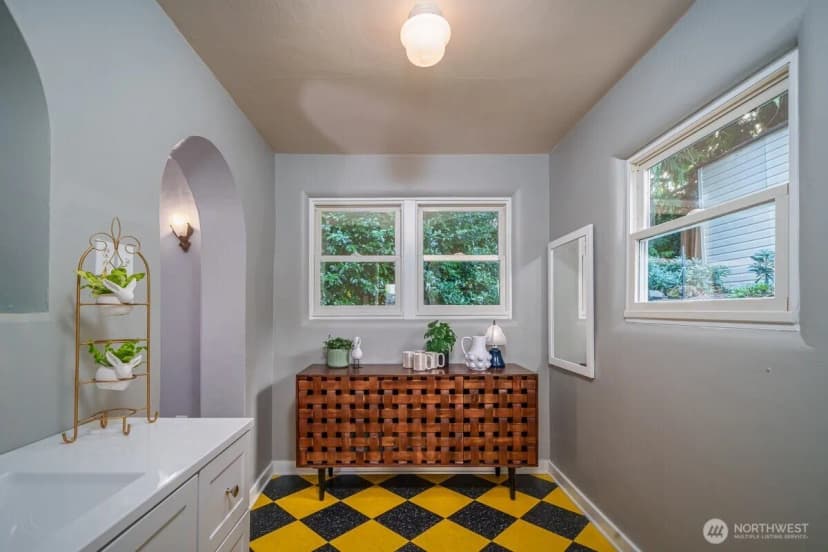 Property photo for 5417 40th Avenue Sw, Seattle photo 12