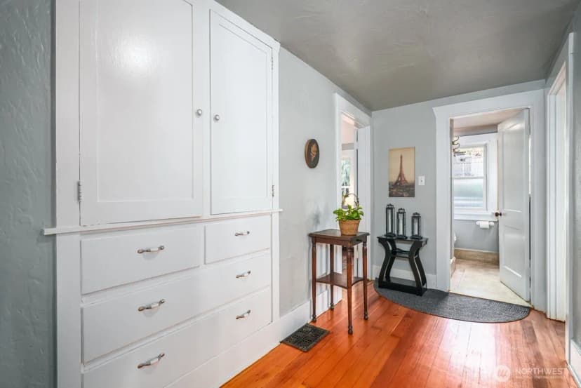 Property photo for 5417 40th Avenue Sw, Seattle photo 19