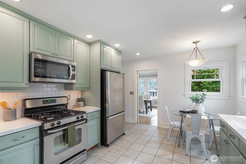 Property photo for 3116 S Bayview Street, Seattle photo 19