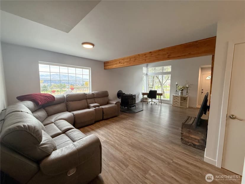 Property photo for 40 Trail Ridge Dr, Omak photo 8