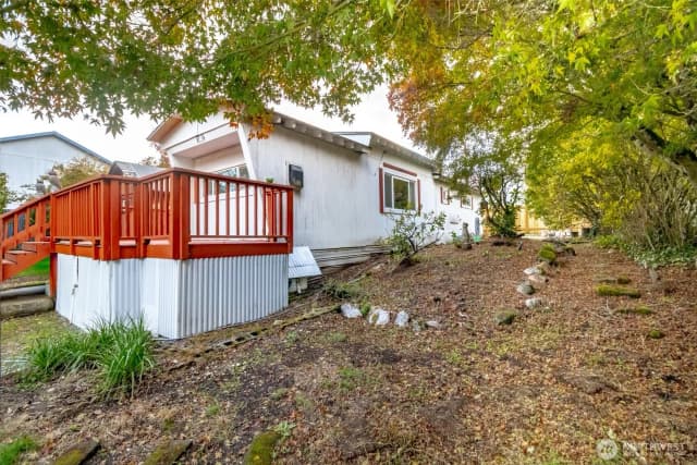 Property photo for 25406 E 37th Avenue E, Spanaway photo 3