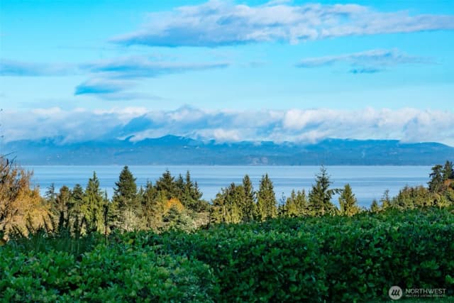 Property photo for 450 Elwha Bluffs Road, Port Angeles photo 5