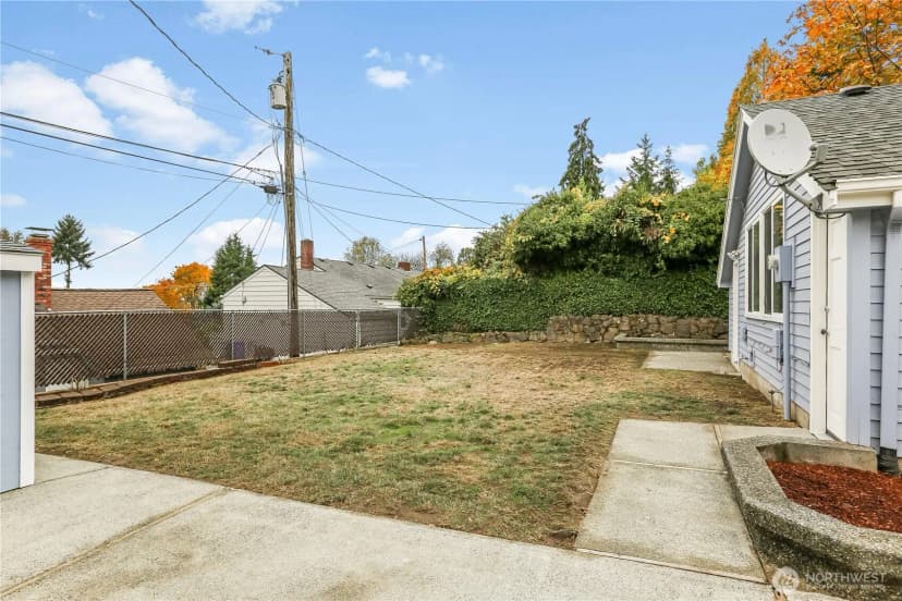 Property photo for 551 Bronson Way Ne, Renton photo 23