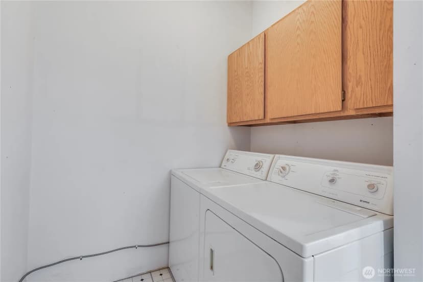 Property photo for 551 Bronson Way Ne, Renton photo 18